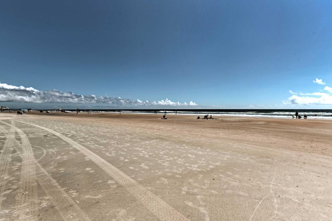Oceanfront Resort-Style Getaway - Walk To Beach! Daytona Beach Exterior foto